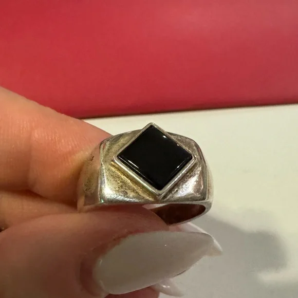 Stunning 925 Sterling silver and onyx vintage size 10 ring 10g - Picture 1 of 16